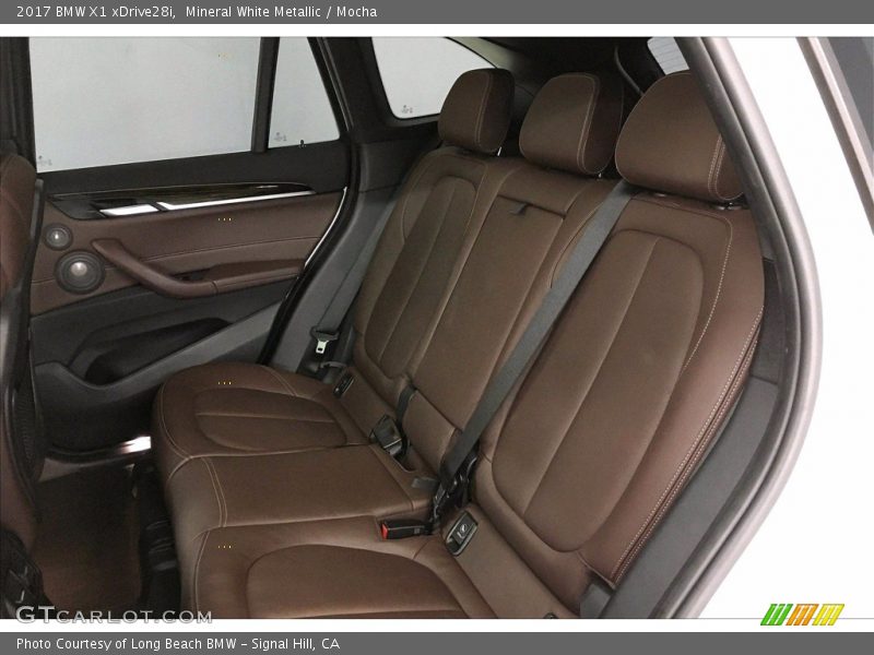 Mineral White Metallic / Mocha 2017 BMW X1 xDrive28i