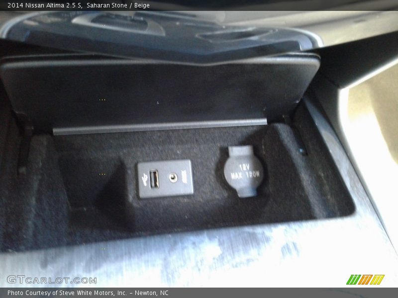 Saharan Stone / Beige 2014 Nissan Altima 2.5 S