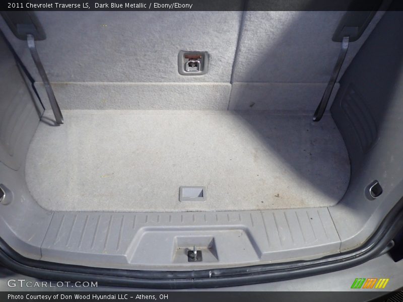 Dark Blue Metallic / Ebony/Ebony 2011 Chevrolet Traverse LS