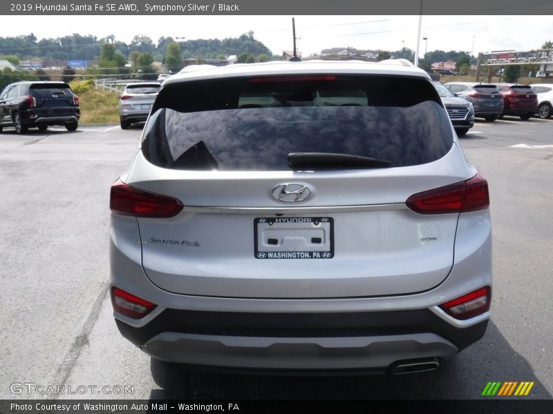 Symphony Silver / Black 2019 Hyundai Santa Fe SE AWD