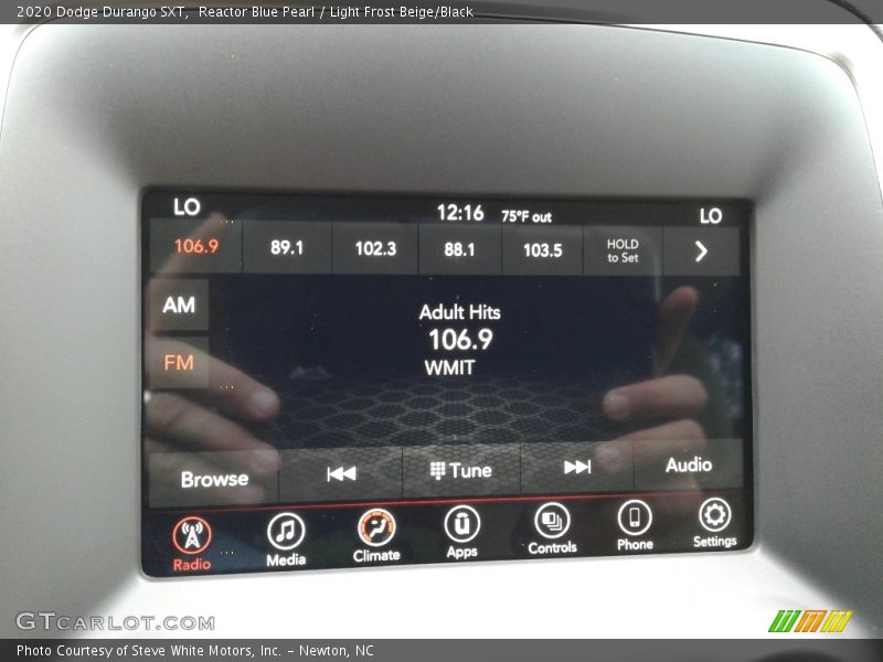 Reactor Blue Pearl / Light Frost Beige/Black 2020 Dodge Durango SXT