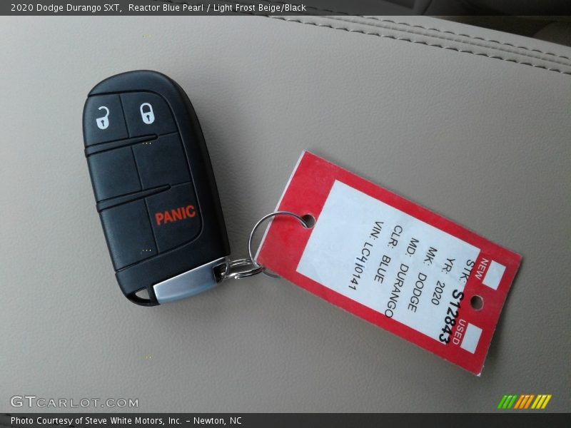 Reactor Blue Pearl / Light Frost Beige/Black 2020 Dodge Durango SXT