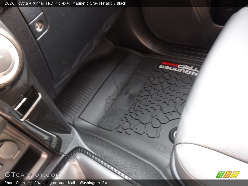 Magnetic Gray Metallic / Black 2020 Toyota 4Runner TRD Pro 4x4