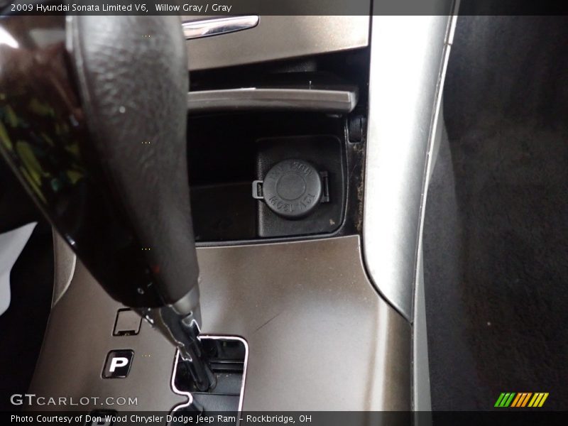 Willow Gray / Gray 2009 Hyundai Sonata Limited V6