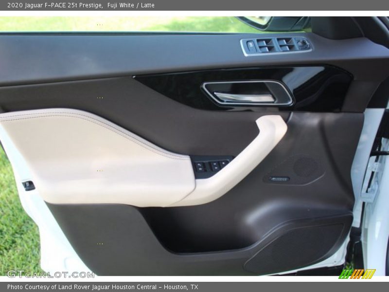 Fuji White / Latte 2020 Jaguar F-PACE 25t Prestige