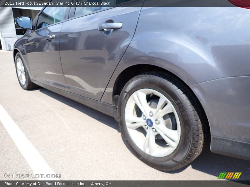 Sterling Gray / Charcoal Black 2013 Ford Focus SE Sedan