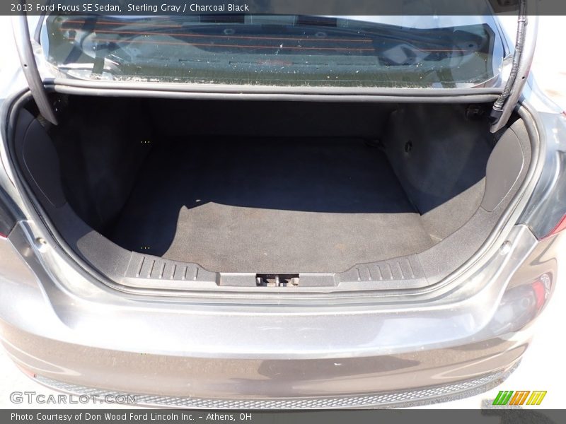 Sterling Gray / Charcoal Black 2013 Ford Focus SE Sedan