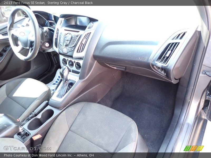 Sterling Gray / Charcoal Black 2013 Ford Focus SE Sedan
