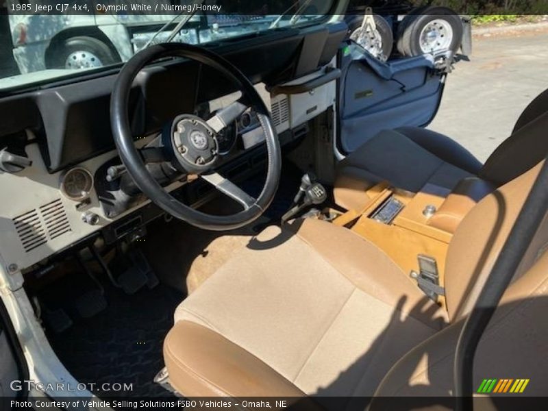  1985 CJ7 4x4 Nutmeg/Honey Interior
