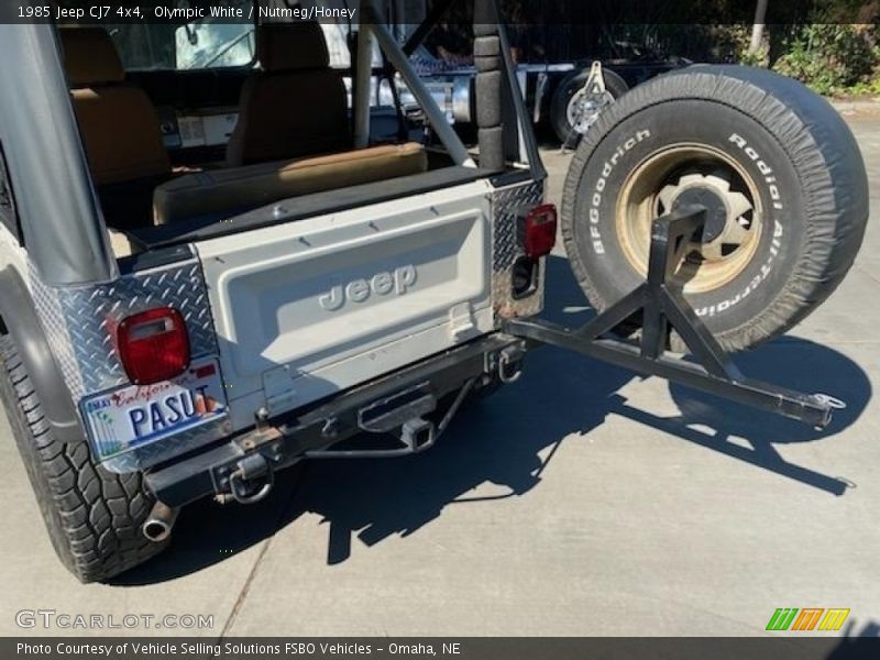 Olympic White / Nutmeg/Honey 1985 Jeep CJ7 4x4
