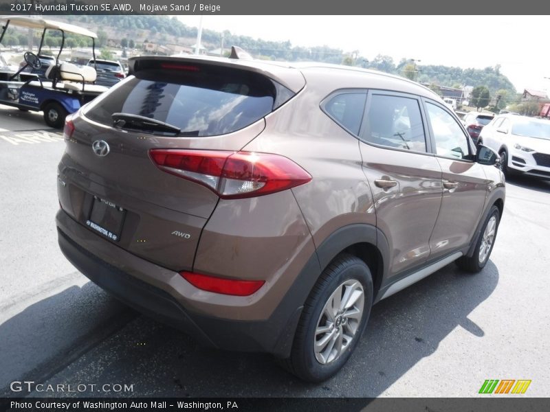 Mojave Sand / Beige 2017 Hyundai Tucson SE AWD