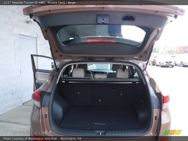 Mojave Sand / Beige 2017 Hyundai Tucson SE AWD