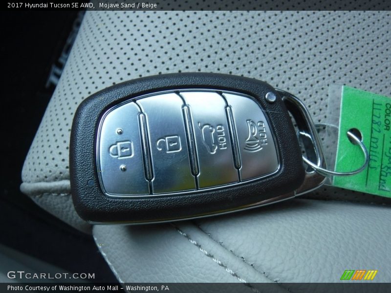 Mojave Sand / Beige 2017 Hyundai Tucson SE AWD