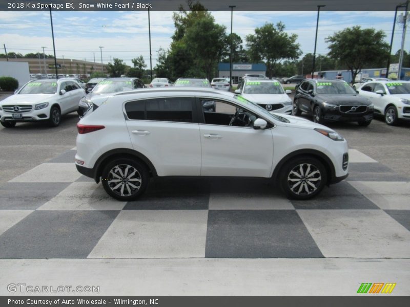 Snow White Pearl / Black 2018 Kia Sportage EX