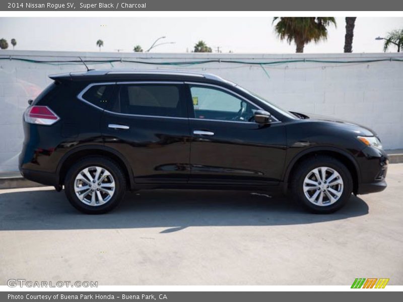 Super Black / Charcoal 2014 Nissan Rogue SV