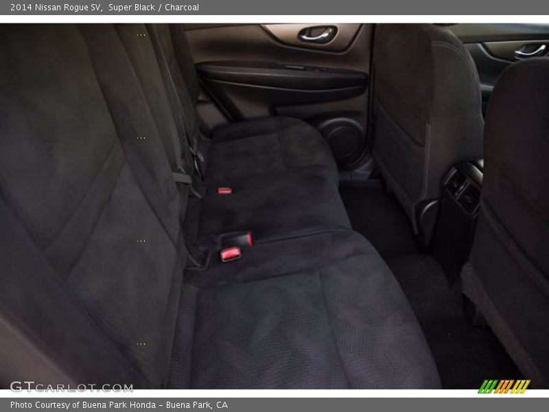 Super Black / Charcoal 2014 Nissan Rogue SV