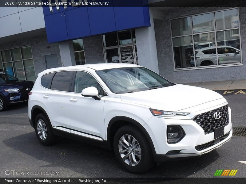 Quartz White / Espresso/Gray 2020 Hyundai Santa Fe SE