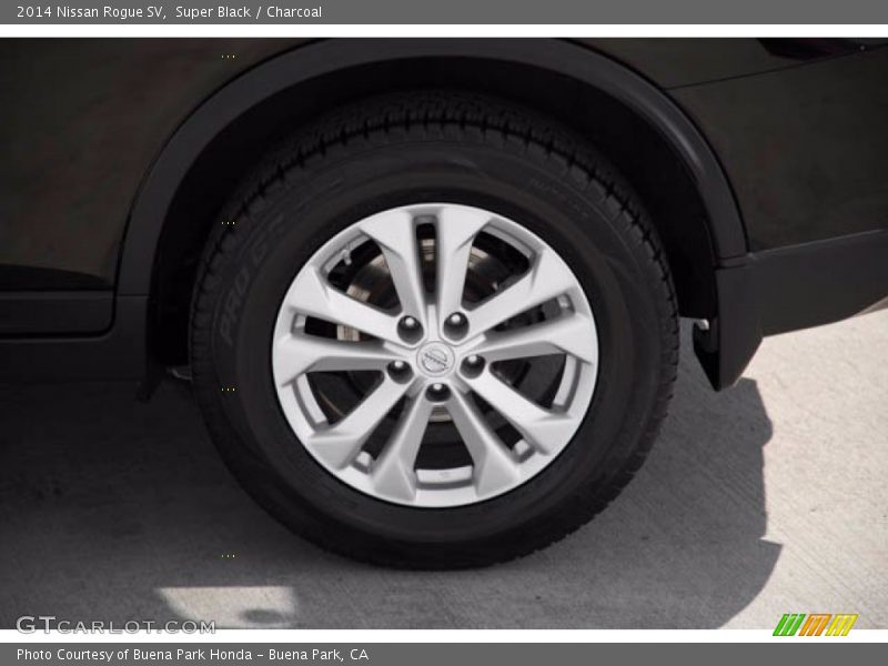 Super Black / Charcoal 2014 Nissan Rogue SV