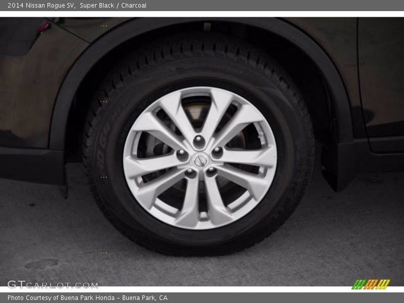 Super Black / Charcoal 2014 Nissan Rogue SV