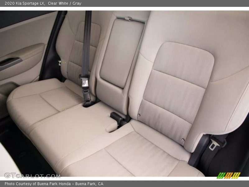 Clear White / Gray 2020 Kia Sportage LX