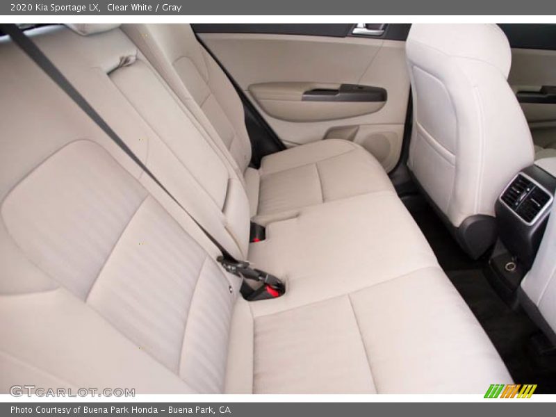 Clear White / Gray 2020 Kia Sportage LX