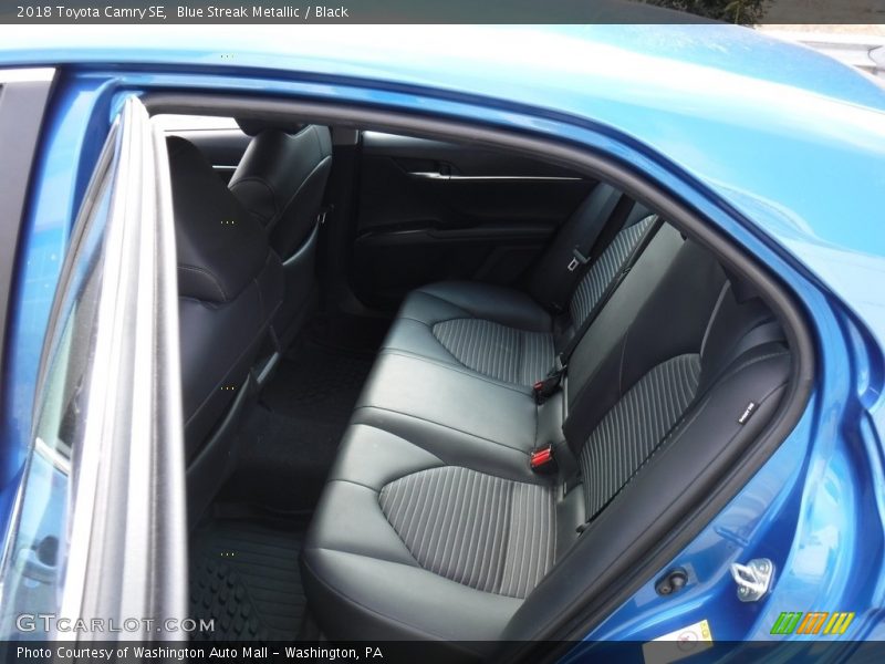 Blue Streak Metallic / Black 2018 Toyota Camry SE