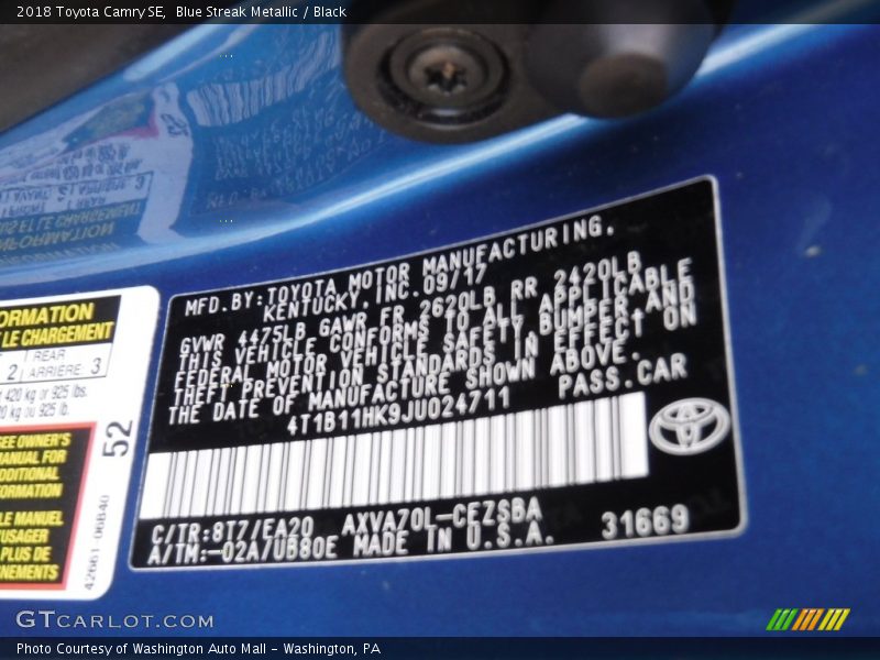 Blue Streak Metallic / Black 2018 Toyota Camry SE