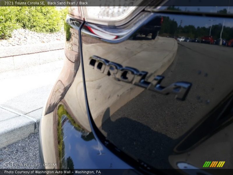 Black Sand Pearl / Black 2021 Toyota Corolla SE