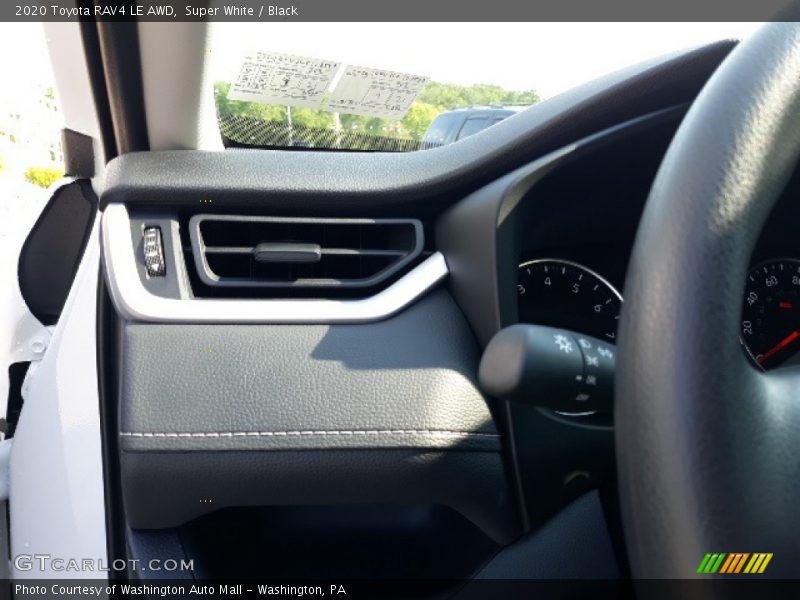 Super White / Black 2020 Toyota RAV4 LE AWD