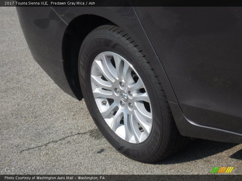 Predawn Gray Mica / Ash 2017 Toyota Sienna XLE