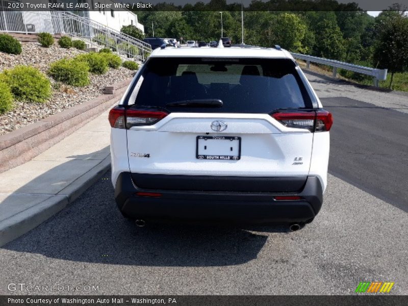 Super White / Black 2020 Toyota RAV4 LE AWD