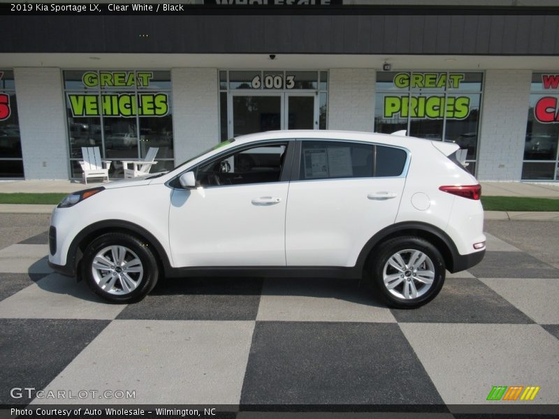 Clear White / Black 2019 Kia Sportage LX