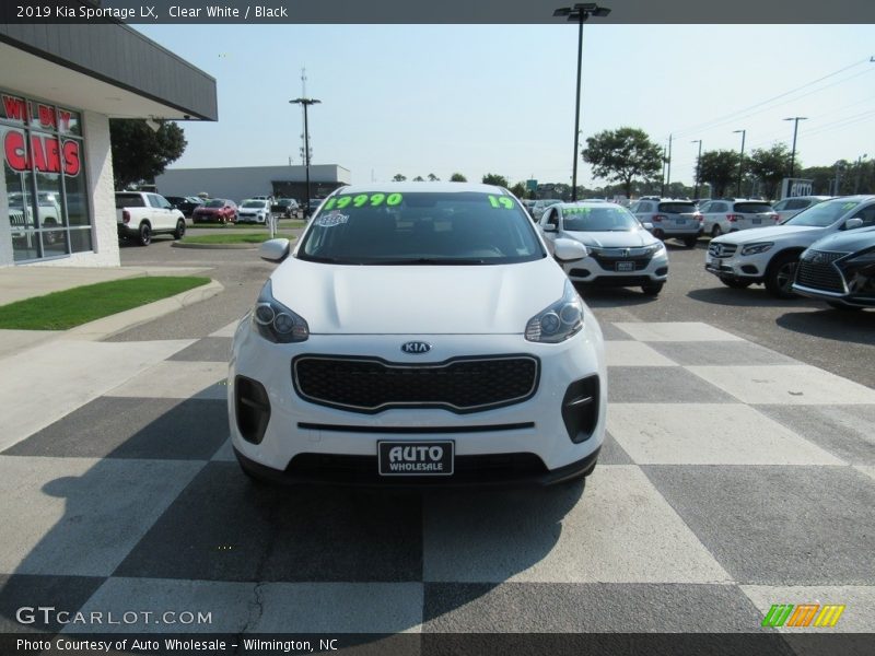 Clear White / Black 2019 Kia Sportage LX