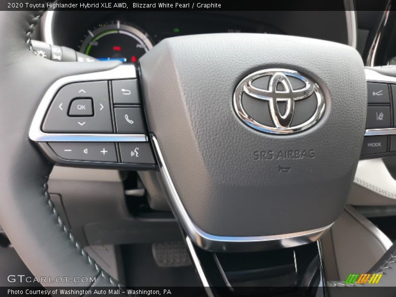 Blizzard White Pearl / Graphite 2020 Toyota Highlander Hybrid XLE AWD