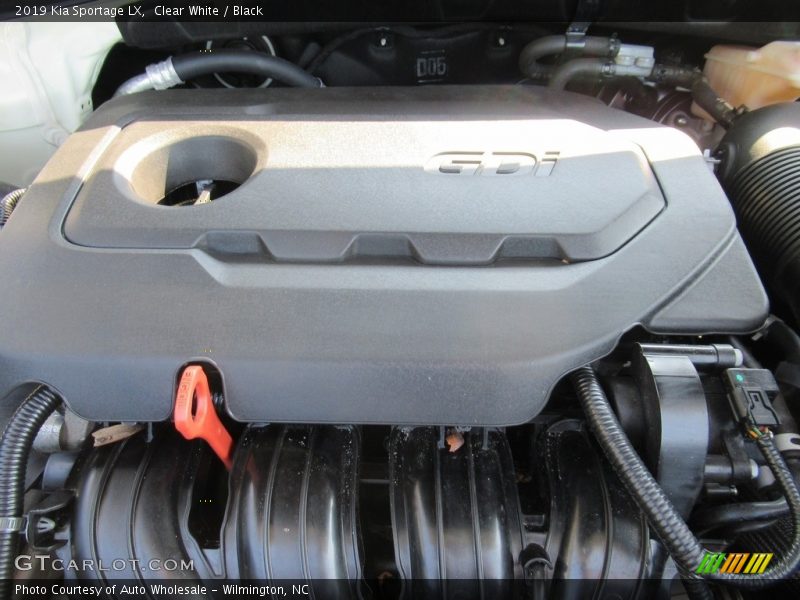 Clear White / Black 2019 Kia Sportage LX
