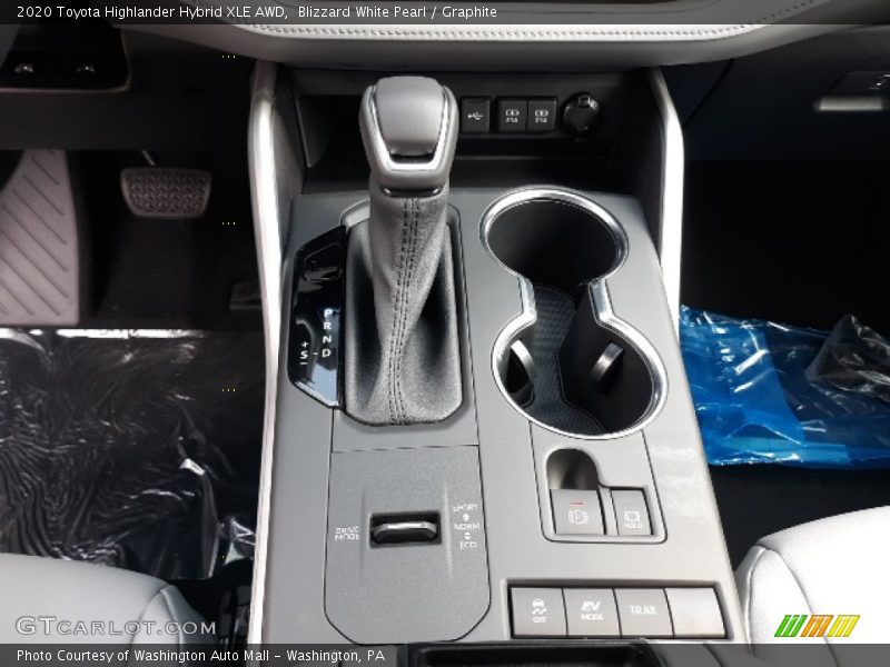 Blizzard White Pearl / Graphite 2020 Toyota Highlander Hybrid XLE AWD