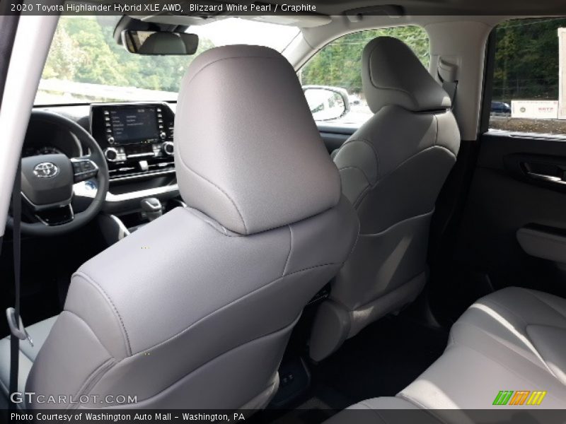 Blizzard White Pearl / Graphite 2020 Toyota Highlander Hybrid XLE AWD