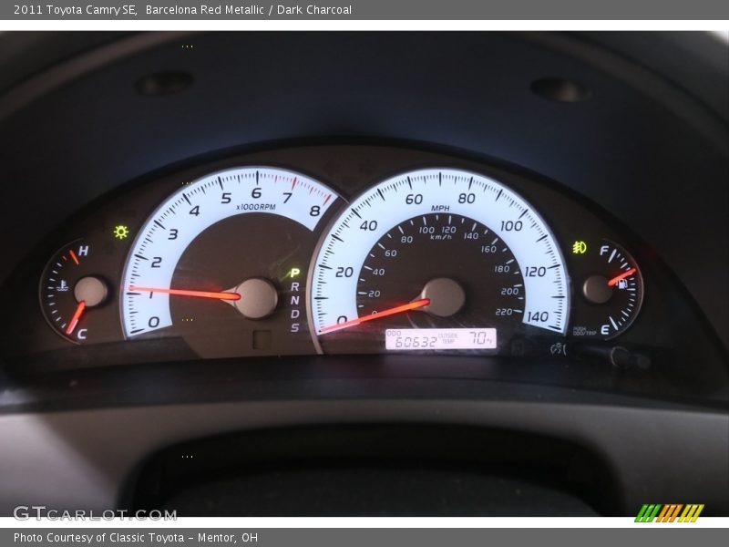 Barcelona Red Metallic / Dark Charcoal 2011 Toyota Camry SE