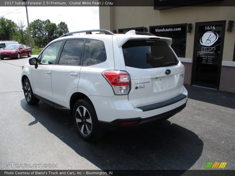Crystal White Pearl / Gray 2017 Subaru Forester 2.5i Premium
