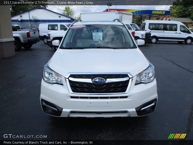 Crystal White Pearl / Gray 2017 Subaru Forester 2.5i Premium