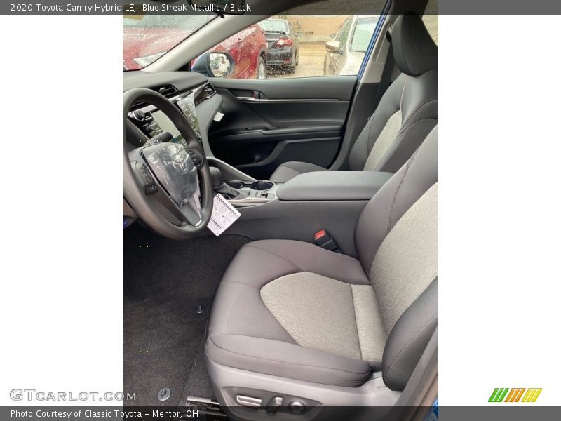 Blue Streak Metallic / Black 2020 Toyota Camry Hybrid LE