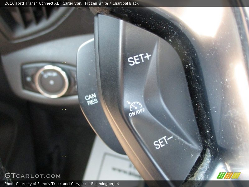Frozen White / Charcoal Black 2016 Ford Transit Connect XLT Cargo Van