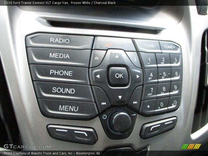 Frozen White / Charcoal Black 2016 Ford Transit Connect XLT Cargo Van
