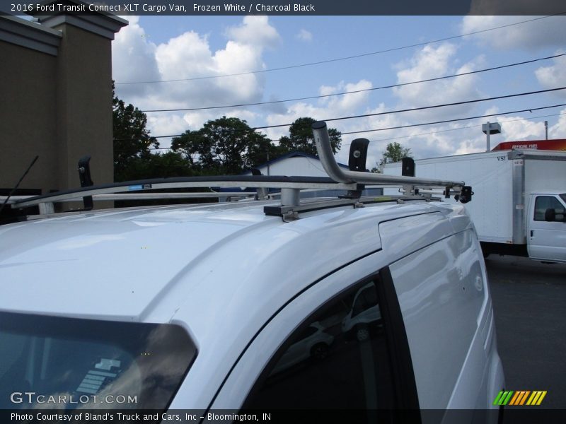 Frozen White / Charcoal Black 2016 Ford Transit Connect XLT Cargo Van