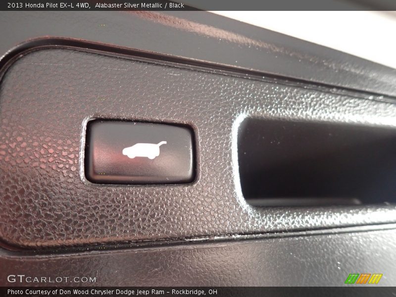 Alabaster Silver Metallic / Black 2013 Honda Pilot EX-L 4WD