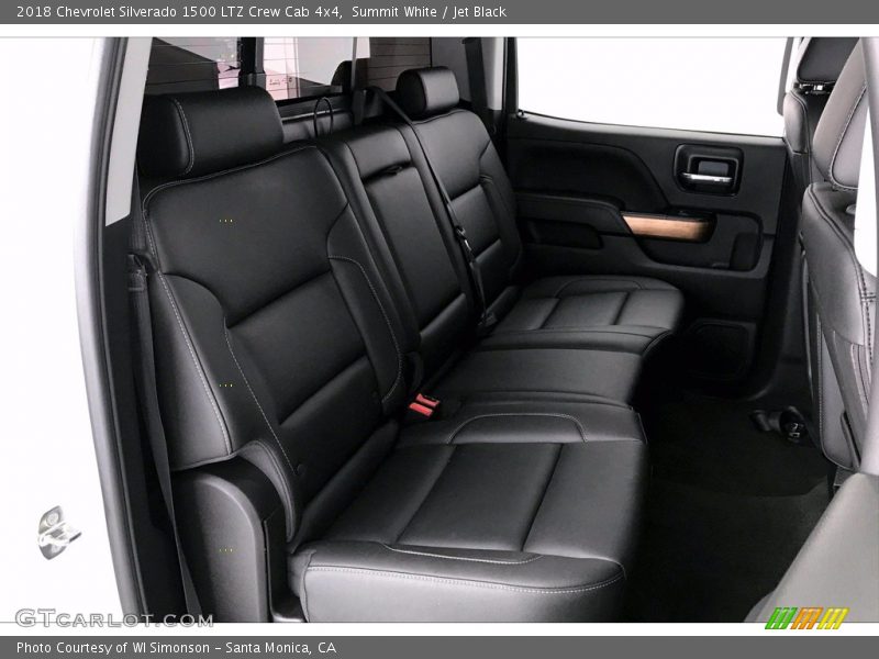 Summit White / Jet Black 2018 Chevrolet Silverado 1500 LTZ Crew Cab 4x4
