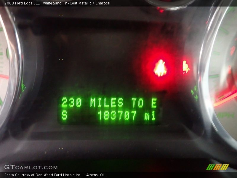 White Sand Tri-Coat Metallic / Charcoal 2008 Ford Edge SEL