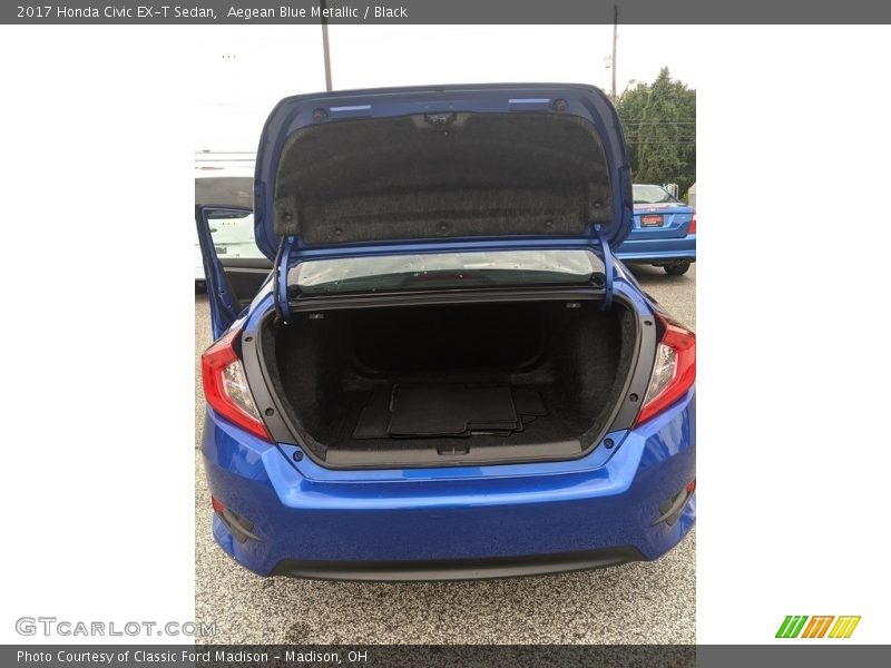 Aegean Blue Metallic / Black 2017 Honda Civic EX-T Sedan