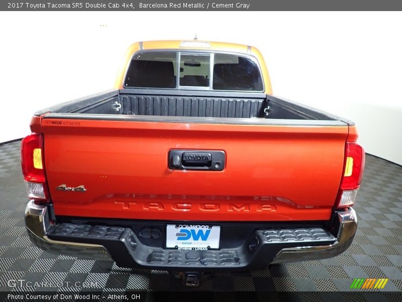 Barcelona Red Metallic / Cement Gray 2017 Toyota Tacoma SR5 Double Cab 4x4