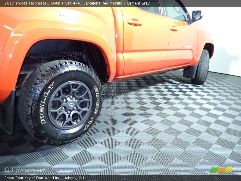 Barcelona Red Metallic / Cement Gray 2017 Toyota Tacoma SR5 Double Cab 4x4